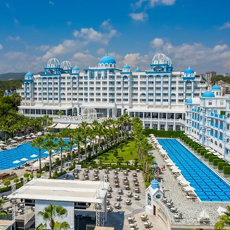 Rubi Platinum Spa Resort & Suites-2